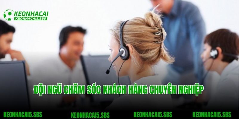 Red88 - Điểm Đến Uy Tín Bậc Nhất Châu Á Dành Cho Game Thủ 6 Đội ngũ chăm sóc khách hàng chuyên nghiệp